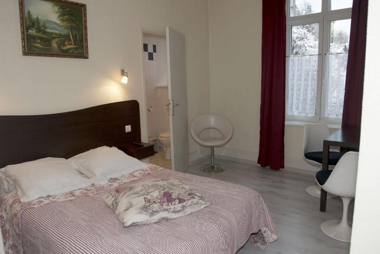 Acacias Apparts Hotel Plombières-les-Bains Стая снимка